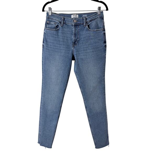 Kensie Women's The Kelsey High Rise Skinny Jeans Size 6/28 Raw Hem Light Wash - Picture 1 of 5